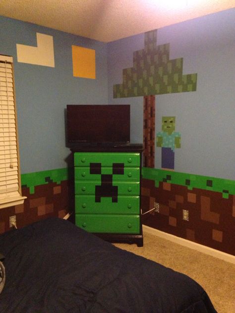 Minecraft bedroom Minecraft Creeper chest of drawers with Minecraft zombie and tree for my sons Minecraft bedroom Boys Minecraft Bedroom, Bedroom Minecraft, Minecraft Room Decor, Bedroom Ideas Minecraft, Minecraft Bedroom Decor, Minecraft Zombie, Teenager Bedroom Boy, Minecraft Theme, Minecraft Bedroom