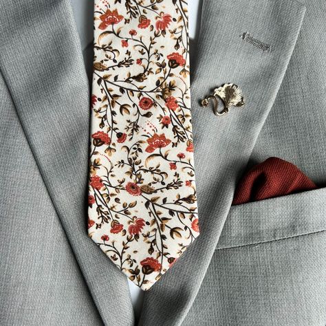 Excited to share the latest addition to my #etsy shop: Shay Terracotta Paprika Burnt Orange Floral Mens Skinny Necktie | Cinnamon Floral Tie | Azazie | Fall Weddings https://etsy.me/3DzpAWl #orange #brown #tiemood #tiesformen #paprikatie #floraltie #burntorangetie #ter Floral Tie Wedding, Wedding Groomsmen Attire, Orange Wedding Colors, Rusting Wedding, Wedding Tux, Burnt Orange Weddings, Bridal Party Outfit, Groomsmen Ties, Groom Ties