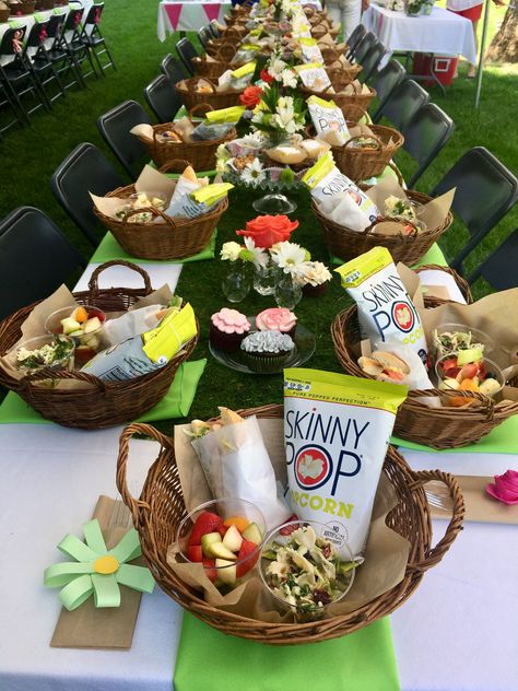 Teacher Lunch 2018 Teacher Lunch, Teacher Appreciation Luncheon, Teacher Lunches, Lunch Party, Teachers Appreciation, Snacks Ideas, Party Food Platters, Cheese Boards, Diy Decorations