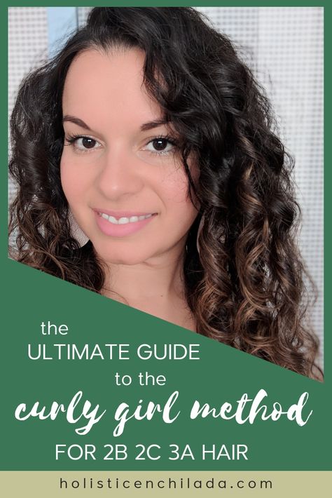 Learn about how the curly girl method can be used on 2b 2c 3a hair to bring back your waves and curls. curly hair, wavy hair, natural hair 2c 3a Hair, Curly Hair Wavy, 3a Hair, The Curly Girl Method, Curly Hair Care Routine, Frizzy Curly Hair, Fine Curly Hair, Curly Hair Types, Haircuts For Curly Hair