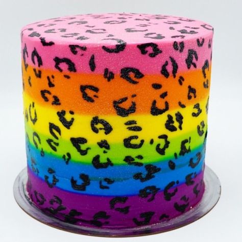 Lisa Frank 40th Birthday, Rainbow Leopard Cake, Rainbow Cheetah Cake, Lisa Frank Birthday Cake, Lisa Frank Cake, Cheetah Birthday Cakes, Animal Print Birthday Party, Toddler Birthday Themes, Cheetah Birthday Party