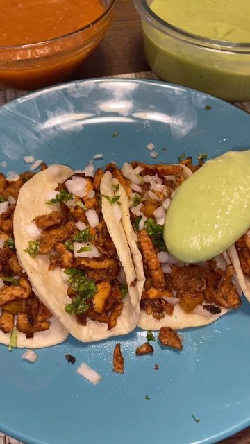 Lizy Amo Cocinar 👩🏻‍🍳 on Instagram: "Como hacer tacos al Pastor 🤤🔥 #reels #tacos #comida #food #parati #like #share #recipe #recetas #cocinando #fyp #follow #comidamexicana #mexicanfood" Tacos Pastor, Tacos Al Pastor Recipe, Mexican Salsa, Tacos Al Pastor, Mexican Tacos, Taco Dip, Latin Food, Taco Recipes, Mexican Food Recipes Authentic