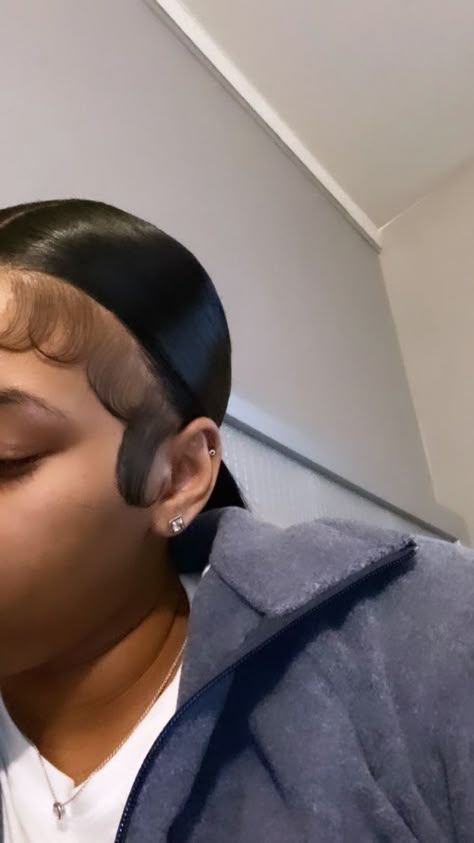 Fluffy Edges, Slicked Back Ponytail, Silk Press Natural Hair, Medium Layered Haircuts, Quick Natural Hair Styles, Edges Hair, Curly Hair Styles Easy, Pretty Braided Hairstyles, Natural Curls Hairstyles