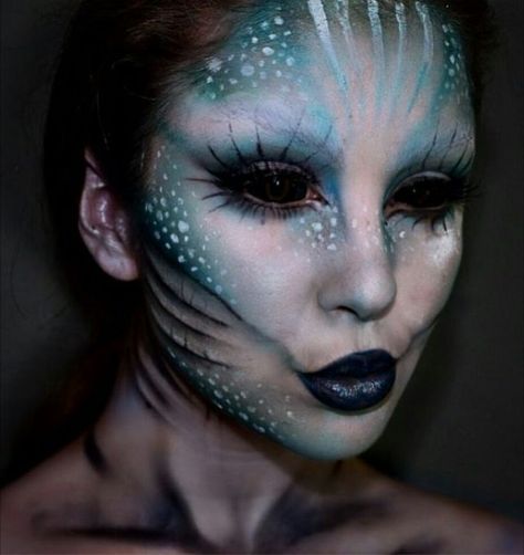 Monstruo marino Scary Mermaid, Evil Mermaids, Siren Costume, Dark Mermaid, Drag Make-up, Mermaid Halloween, Mermaid Makeup, Special Effects Makeup, Halloween Costumes Makeup