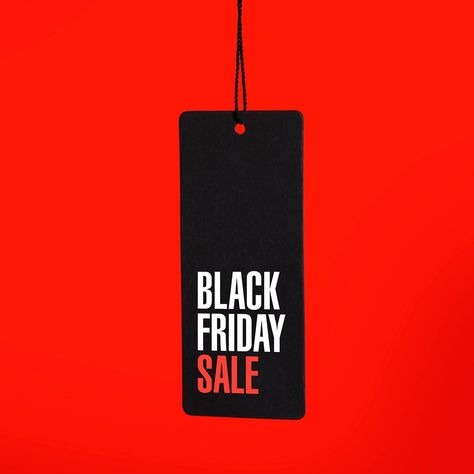 Black Friday Graphic, Black Friday Advertising, Creative Halloween Costume Ideas, Black Friday Email, Black Friday Campaign, Night Outside, Trending Diy, Diy Outfits, Black Friday Design