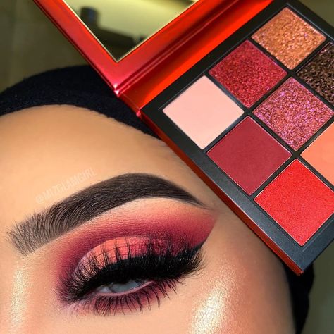 Tatti Lashes, Red Eye Makeup, Makeup Favorites, Party Makeup Looks, Daily Makeup Routine, Dipbrow Pomade, Simple Makeup Tips, Shape Tape Concealer, Glam Makeup Look