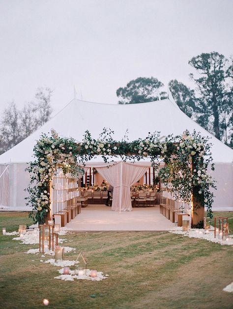 Outdoor Tent Wedding, Tent Wedding Reception, Backyard Tent, Wedding Setup, Rustic Wedding Decorations, Field Wedding, Wedding Reception Ideas, Tent Decorations, Tent Reception