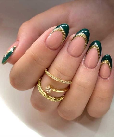 Gold Tip Nails, Marvel Nails, Nails With Stars, French Almond, Emerald Nails, Gold Nail Designs, Nails French Tip, Autumn Nail, Green Nail Designs