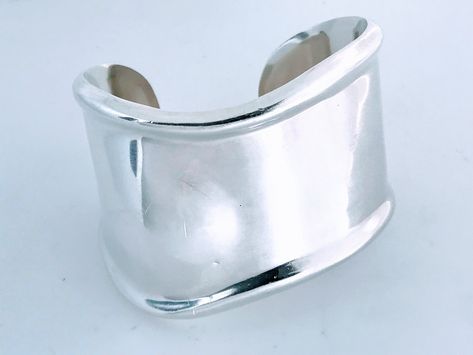 Mexico Silver Jewelry, Sterling Silver Cuff Bracelet Vintage, Cuff Silver Bracelet, Wide Silver Cuff Bracelet, Cuff Bracelets Silver, Jewelry Moodboard, Jewelry Queen, Bone Cuff, Silver Arm Cuff