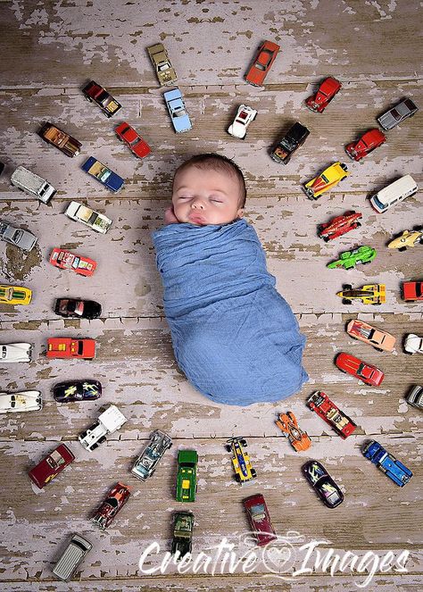 Newborn Truck Photography, Newborn Race Car Photography, Newborn Gamer Photography, Car Newborn Pictures, Infant Photoshoot Ideas Boys, Baby Boy Photoshoot Ideas At Home, Newborn Boy Photography Ideas, Newborn Photoshoot Ideas Boy, Newborn Boy Pictures