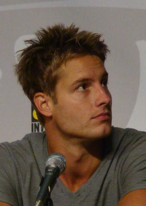 Ollie from Smallville Justin Hartley Smallville, Smallville Superman, Oliver Queen Arrow, David Gallagher, Justin Hartley, Josh Dallas, Good Morning Gorgeous, Tom Welling, Boy Celebrities