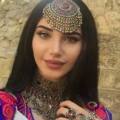 neginvand on instagram x. Afghanistan Culture, Coffee Hair, Afghani Clothes, Afghan Girl, Arabian Women, Designer Kurti Patterns, Afghan Jewelry, Afghan Fashion, Kylie Jenner Outfits