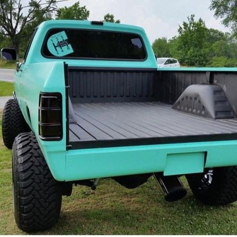 dieharddiesels:Tiffany Blue 1st Gen Cummins, Dodge Diesel, Cummins Trucks, Trucks Lifted Diesel, Blue Truck, Lifted Chevy Trucks, Lifted Chevy, Lifted Truck, Jacked Up Trucks