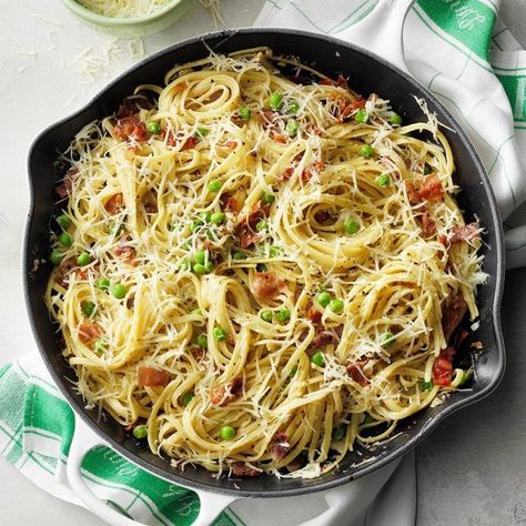 Prosciutto Pasta Toss Super Easy Slow Cooker Recipes, Prosciutto Pasta, Prosciutto Recipes, Simple Pasta, Basil Pasta, Easy Pasta Dishes, Easy Slow Cooker Recipes, Spring Recipes, Easy Pasta