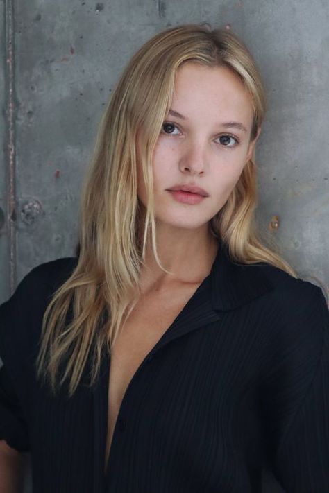 Paige Reifler - Model Profile - Photos & latest news Paige Reifler, Model Profile, Model Profiles, Profile Photo, Cut And Color, Face Claims, Hair Inspiration, Beautiful People, Latest News