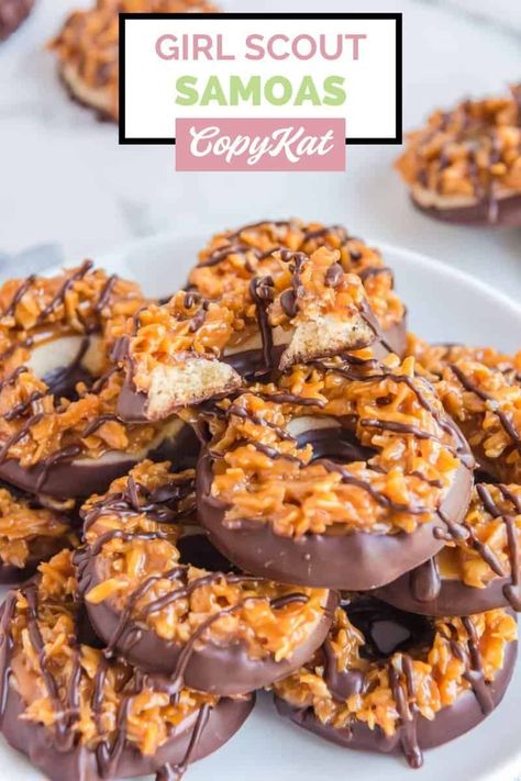 Samoa Cookies Recipe, Homemade Samoas, Cookies With Caramel, Samoa Cookies, Caramel Delights, Caramel Coconut, Copykat Recipes, Caramel Cookies, Girl Scout Cookies