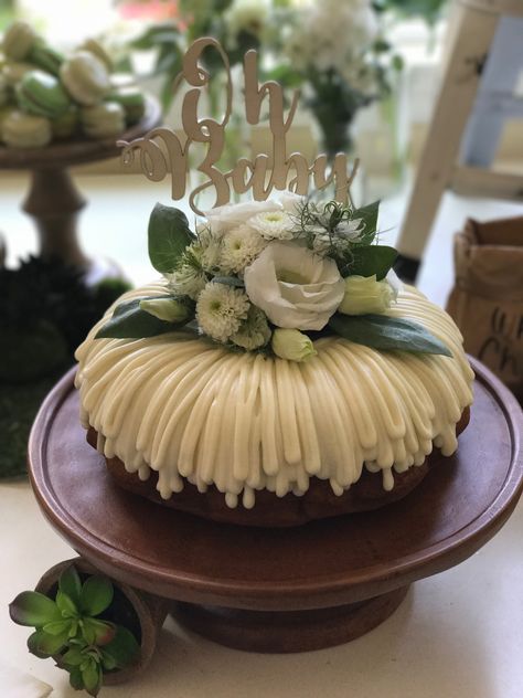 nothing Bundt cake baby shower Bundt Cake With Flowers On Top, Bridal Shower Bundt Cake, Nothing Bundt Cakes Decoration, Nothing Bundt Cake Decorations Ideas, Birthday Bundt Cake Decorating Ideas, Baby Shower Bundt Cake, Bundt Cake Decor, Chocolate Baby Shower Cake, Bundt Cake Decorating Ideas