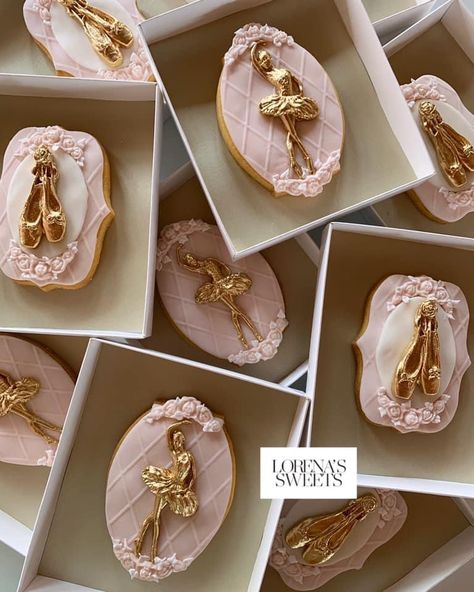 Ballerina Cookies, Cookies Theme, Pink Cookies, Ballerina Birthday Parties, Ballerina Party, Ballerina Birthday, Fondant Cookies, Cookie Favors, Fancy Desserts