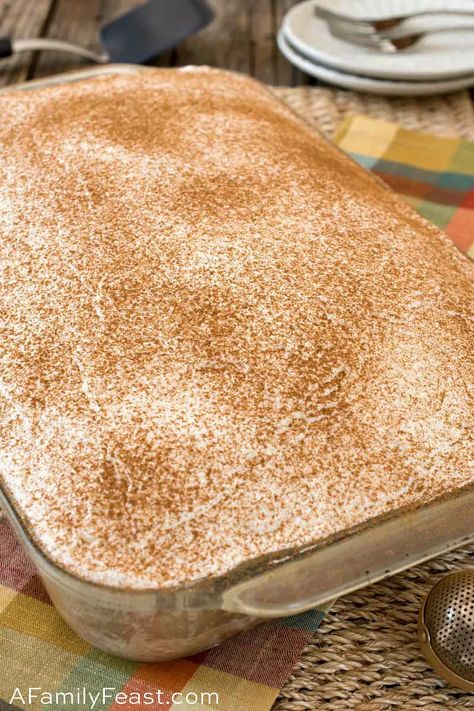 Cake Preparation, Tres Leches Cake Recipe, Leches Cake, Tres Leches Cake, Family Feast, Tres Leches, Dessert Appetizers, Mexican Food Recipes Authentic, Cake Toppings