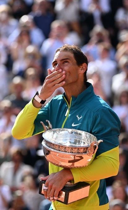 🎾 FINAL: Nadal - Ruud (6 - 3) (6 - 3) (6- 0) ¡RAFA NADAL ES CAMPEÓN DE ROLAND GARROS POR DECIMOCUARTA VEZ! ¡ES HISTORIA DEL TENIS Y DEL DEPORTE! Rafa Nadal, Mens Tennis, Rafael Nadal, King Of My Heart, Best Part Of Me, Money Management, To The World, Tennis, Roland Garros