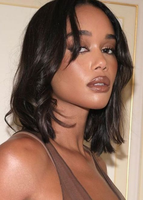 The Kitty Cut Is Predicted To Be The Biggest Haircut Trend Of 2024 | BEAUTY/crew Kitty Haircut, Butter Blonde Hair, Hello Kitty Girl, Winter Hair Trends, Textured Lob, Laura Harrier, Kitty Girl, New Hair Trends, Girl Haircut