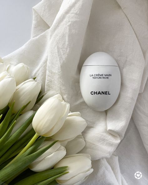 chanel beauty chanel skincare luxury skincare sephora recommendations sephora haul ulta haul ulta recommendations Ulta Aesthetic, Chanel Creme, Ugc Photography, Clean Mind, Ipad Setup, Monochrome Aesthetic, Chanel Cosmetics, Aesthetic Tips, Minimalist Inspiration