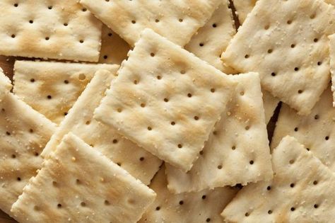 Stale crackers lose their crispness and flavor, but proper storage ensures they keep their savory freshness. Although the “use-by” date on the package provides a guide for best flavor, air and moisture can undermine the date if the crackers aren’t stored correctly. Stay Fresh If pantry pests, such as weevils, aren’t an issue, you can … Crackers