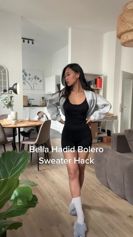 how to style with aytan bolero sweater｜TikTok Search Bolero Outfit Street Styles, Black Bolero Outfit, Bolero Outfit, Sweater Hacks, Bolero Sweater, Valentine's Day Outfit, Bella Hadid, How To Style, Make Your Day