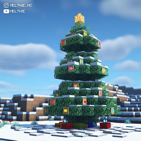 Minecraft Christmas Tree, Kida Disney, Christmas Tree Tutorial, Minecraft Mansion, Big Christmas Tree, Tree Tutorial, Minecraft Cottage, Easy Minecraft Houses, Minecraft House Tutorials