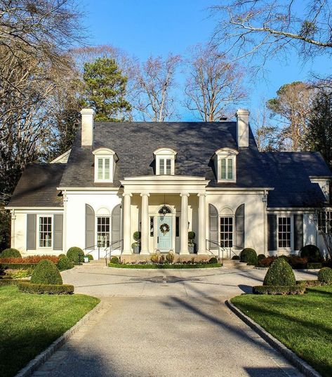 I absolutely love this Brookhaven home so beautifully captured by @buckheadbecky. Follow her feed for a visual feast of delightful homes! Make sure you scroll to see the beautiful gate! #curbappeal #curbappealmatters #exterior #exteriordesign #dormers Classic House Exterior Luxury, House With Land, Provincial Home, Colonial Exterior, Classical Elements, The Brick, Southern Home, Sims House, Colonial House