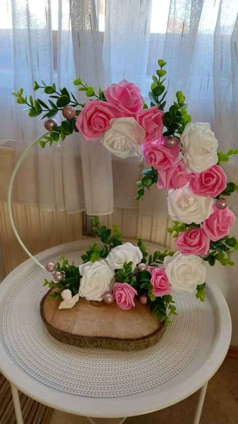 Easy Flower Arrangements Diy, Easter Centerpieces Diy, Idee Babyshower, Summer Mantle Decor, Decorating Ideas For The Home, Flower Arrangements Simple, Diy Summer, Summer Decorating Ideas, Kraf Diy