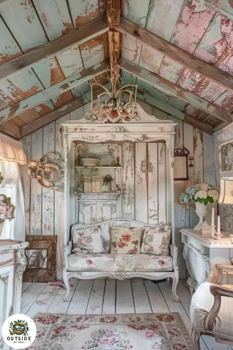 25 Incredible She Shed Interior Design Ideas Old Window She Shed, She Shed Curtains, Whimsical She Shed, She Shed Interior Ideas Decor, She Sheds Ideas Interior, Small She Shed Interiors, Small She Shed Ideas, Inside She Shed Ideas, Small She Shed