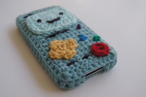 Adventure Time Crochet, Bmo Adventure Time, Crochet Phone Case, Crochet Phone Cover, Crochet Phone Cases, Crochet Mobile, Crochet Case, Easy Crochet Projects, Cell Phone Case