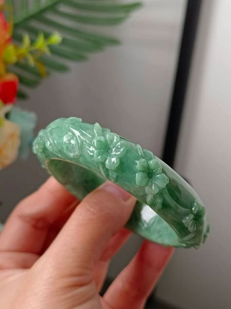 53MM Apple Green Type A Grade A Natural Jadeite Jade Fei Cui Flowers and Rain Deer Carving Bangle - Etsy Flowers And Rain, Deer Carving, Rain Deer, Etsy Boutique, Chinese Jewelry, Chinese Jade, Pumpkin Colors, Jade Bangle, Shipping Label