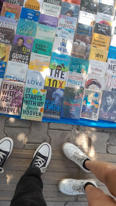 Book Market Aesthetic, Book Store Snap, Book Store Date Aesthetic, Book Fair Aesthetic, Aesthetic Book Snaps, Romanticising Reading, Bookstore Date Aesthetic, Book Date Aesthetic, Delhi Aesthetics