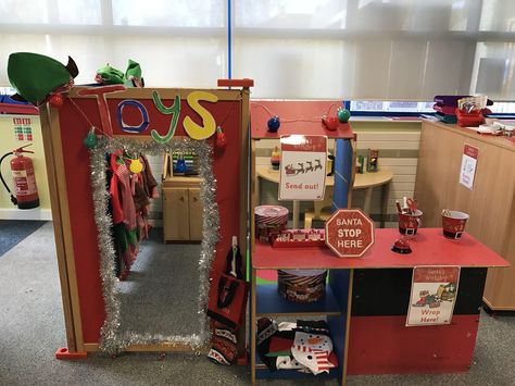 Elf Workshop Dramatic Play, Santas Workshop Role Play Area, Christmas Role Play Area, Day Care Decor, Christmas In School, Christmas Grotto Ideas, Christmas Classroom Decor, Grotto Ideas, Elf Workshop