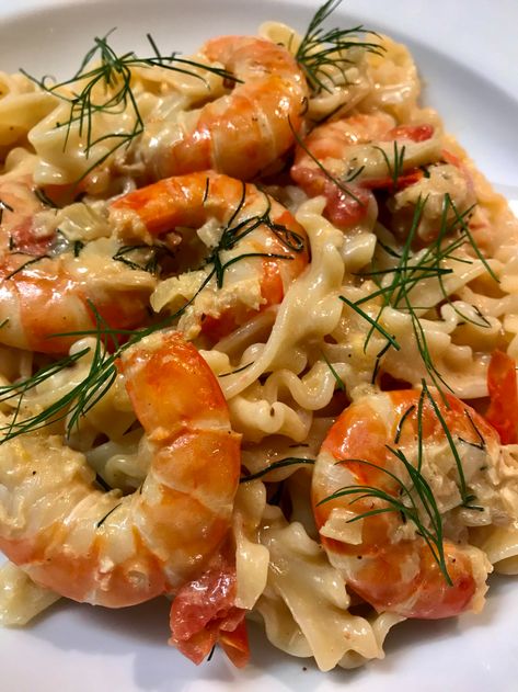 Pernod Recipes, Pernod Sauce, Lamb Steaks, Seafood Entrees, Shrimp Pasta Recipes, Italian Recipes Traditional, British Food, Seafood Dishes, Succulent