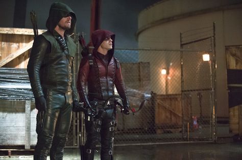 Arrow Season 6, Arrow Season 3, Halloween Costumes For Sale, Arrow Tv Series, Arrow Cw, Roy Harper, Team Arrow, Arrow Tv, Colton Haynes