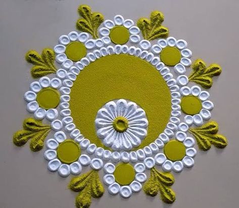 Rangoli Inspo Easy, Rangoli With Two Colours, Big And Easy Rangoli Designs, Colorful Rangoli Designs For Diwali, Simple Big Rangoli Designs, Round Rangoli Designs Latest Unique, Dot Rangoli Patterns Simple, Rangoli Designs Latest Unique For Diwali, Rangoli Designs Latest Unique