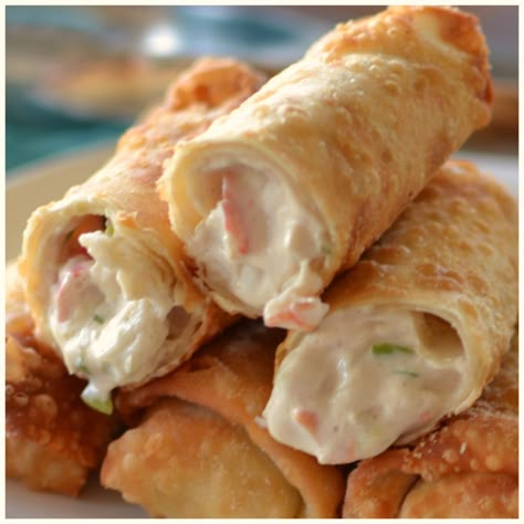 Crab Egg Roll, Crab Rangoon Egg Rolls, Carnival Eats, Egg Roll Recipe, Crab Rangoon, Egg Roll Recipes, Crab Recipes, Wontons, Roll Recipe