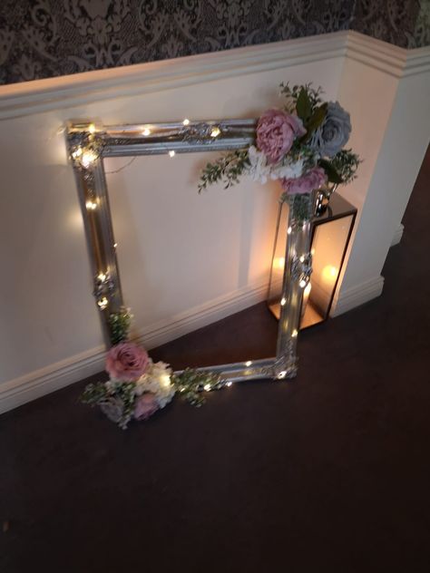 Diy Wedding Photo Booth Frame, Picture Booth Ideas, Picture Frame Wedding Decor, Photo Op Ideas, Picture Frames For Parties, Pink Grey Wedding, Diy Wedding Photo Booth, Picture Booth, 50th Wedding Anniversary Decorations