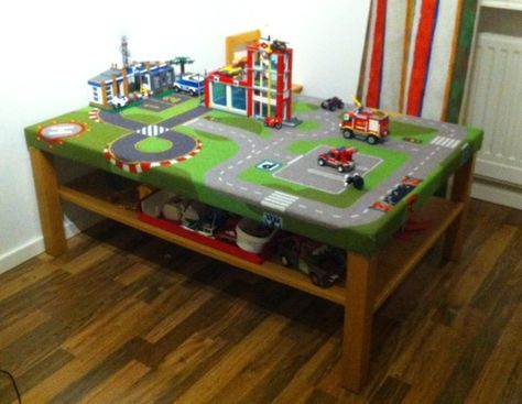 Materials: LACK coffee table, LILLABO play mat  Read more at http://www.ikeahackers.net/2014/03/play-table-with-play-mat.html#EzY1AYvcVvO9HLeo.99 Ikea Lack Coffee Table, Lack Coffee Table, Car Table, Train Table, Lego Table, Ikea Lack, Childrens Table, Ikea Hackers, Playroom Ideas