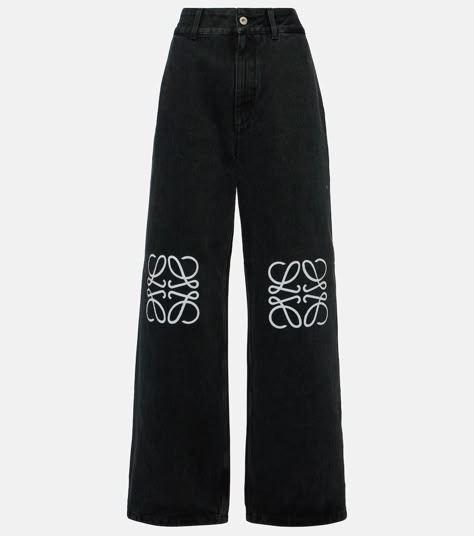 Anagram high-rise wide-leg jeans in black - Loewe | Mytheresa Pants Png, Chanel Pants, Leg Women, Loewe Anagram, Korean Outfit Street Styles, Outfit Street, High Rise Wide Leg Jeans, Roger Vivier, Dolce & Gabbana