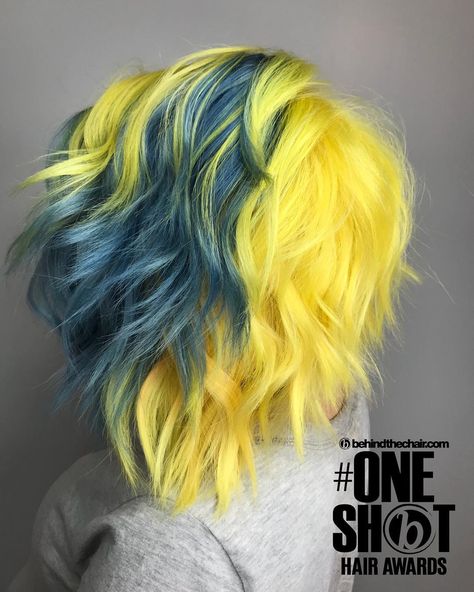 Only the yellow color.. Hair Short Color, Dyed Yellow Hair, Yellow Split Dye Hair, Yellow Hair Ideas, Yellow Color Block Hair, Half Yellow Half Pink Hair, Pink And Yellow Hair Split, Short Ombre, Yellow Hair Color