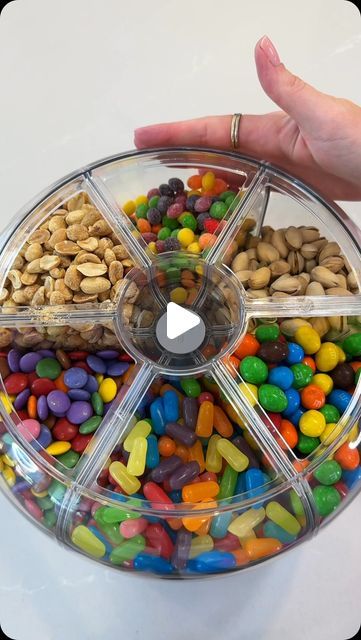 Snack Dispenser, Trendy Water Bottles, Candy Dispenser, Candy Chocolate, Roasted Peanuts, Jelly Beans, Food Videos, Jelly, Peanut