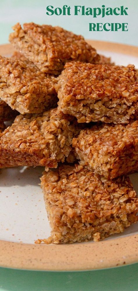 I like to think this soft flapjack recipe is the best, as it’s quite easy and fast but also tastes delicious! Every bite of this gooey flapjack recipe is sticky, soft, and buttery.It’s made with a mixture of oats, golden syrup, butter, and soft light brown sugar to make the perfect consistency. Simple, yet satisfying. Sticky Toffee Flapjack, Chewy Flapjack Recipe, Gluten Free Flapjack Recipe, Vegan Flapjack Recipe, Gooey Flapjack Recipe, British Flapjack Recipe, Flapjack Recipe Chewy, Flapjack Recipe Easy, Healthy Flapjack Recipe