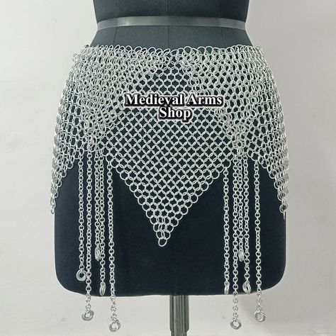 Chainmail Skirt Aluminum Butted Ring Ren faire Belly Dance Belt, Handmade Stylish Medieval Mini Skirt/Belt Festival Costume, Halloween Gift Product Details Material : Aluminum Ring Size : 09 mm, 16 Gauge Ring Type : Butted Rings Finish : Anodized Closure Type : Lobster Back Closure We have all sizes available. Kindly Check your desired size and write a note while booking your order. All Size And All Gauge are available You can also share your costume size Light weighted easy to wear. The product Medieval Halloween Costumes, Chain Mail Skirt, Chainmail Skirt, Chainmail Clothing, Belly Dance Belt, Medieval Cosplay, Dance Belt, Festival Costume, Cosplay Armor