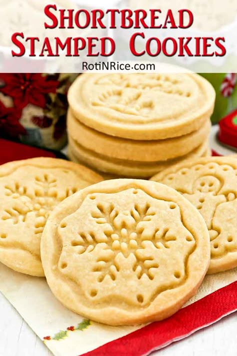 Stamp Cookies Recipe, Stamped Cookies, Cookies Photography, Cookies Shortbread, Shortbread Recipes, Xmas Cookies, Cookie Exchange, Cookie Stamps, Christmas Cooking