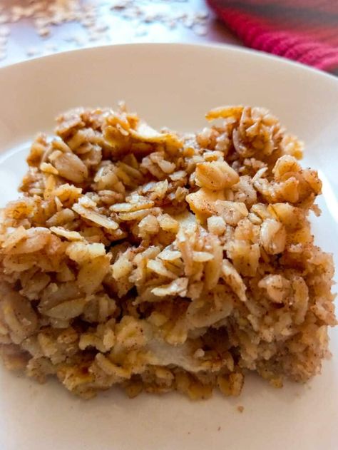 Amish Pie Crust Recipe, Amish Donuts Recipe, Baked Oatmeal With Apples, Pumpkin Custard Pie Recipe, Oatmeal With Apples, Amish Baked Oatmeal, Recipe With Apples, Egg Custard Recipes, Healthy Breakfast Dishes