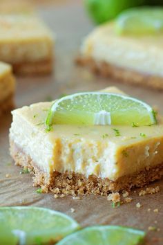 Key Lime Recipes, Pie Bars Recipe, Key Lime Desserts, Key Lime Pie Bars, Lime Desserts, Kek Lapis, Pie Bar Recipes, Key Lime Cheesecake, Lime Recipes